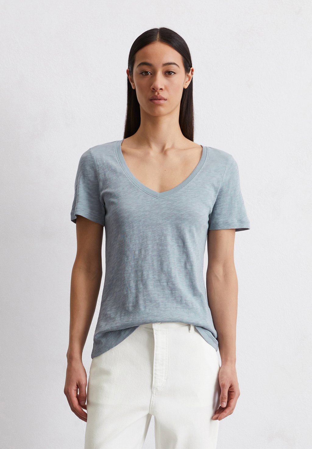 

Базовая футболка SHORT SLEEVE V-NECK Marc O'Polo, светло-голубой