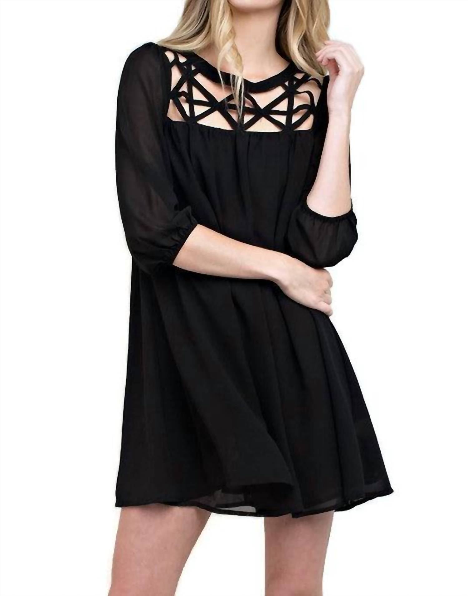 

Решетчатое детское платье-кукла в черном цвете KORI