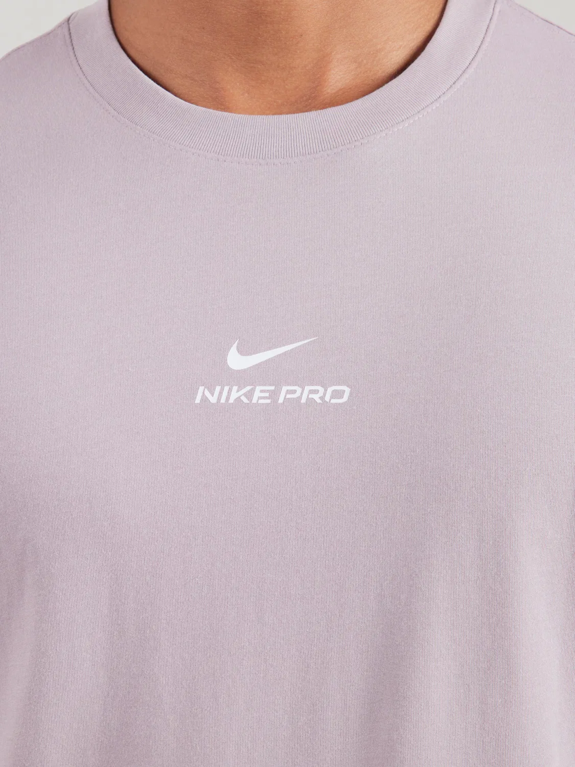 Футболка Nike Performance Shirt PRO сиреневого цвета — фото 2