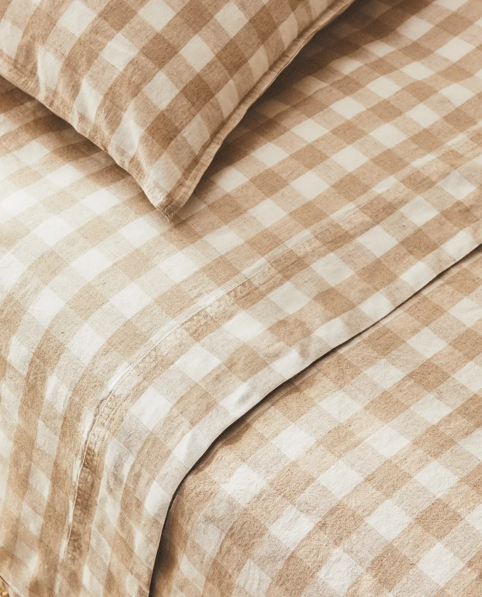 

Проверить плоский лист Zara Home, светло-бежевый