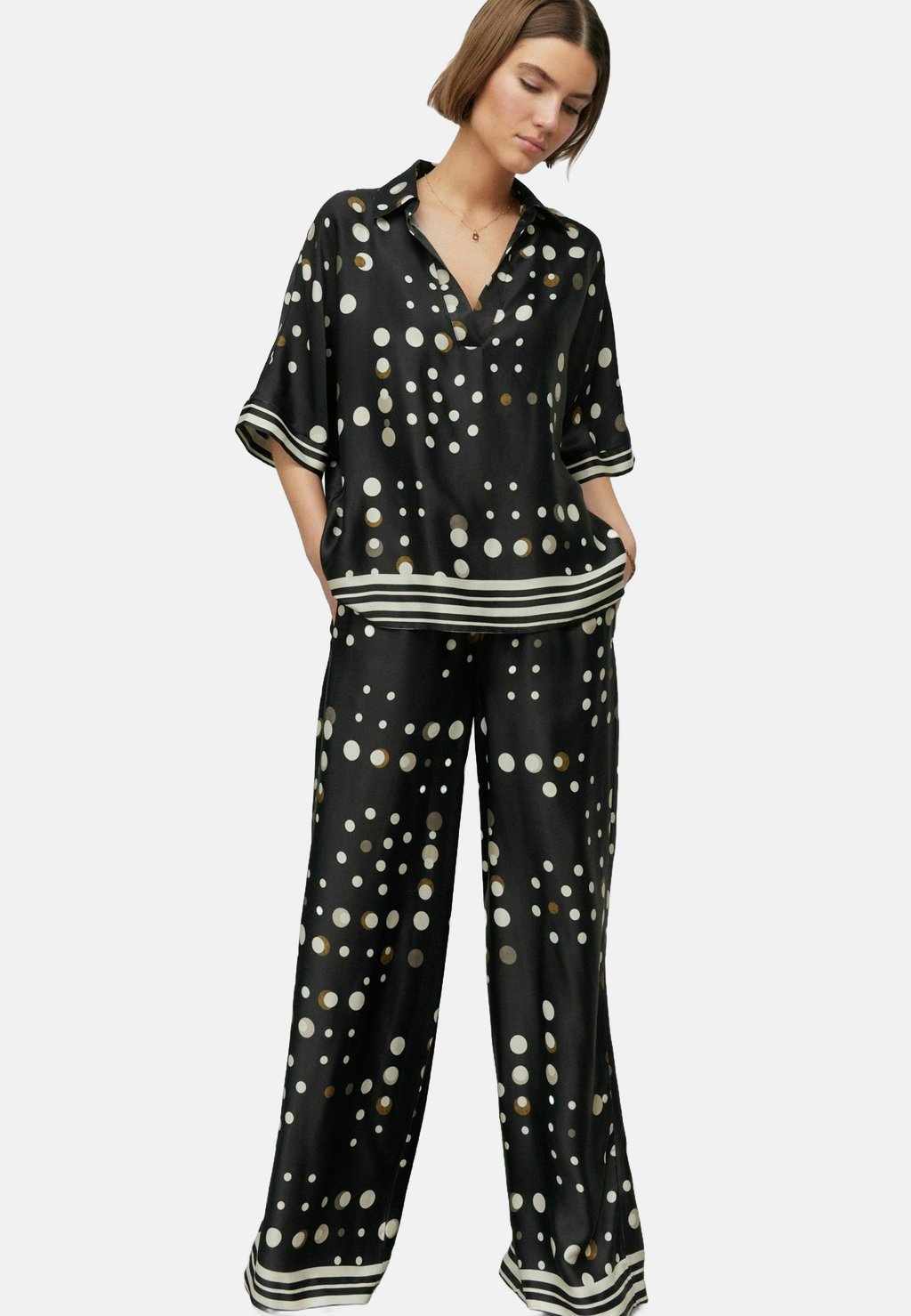 

Блуза PETITE FIT Next, черный