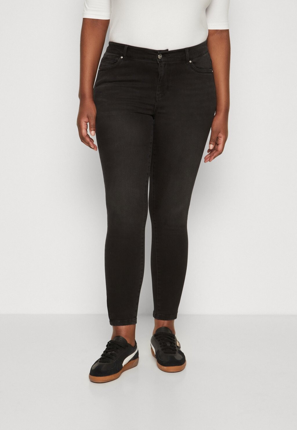 

Джинсы Skinny Fit CARKARLA ZIP ONLY Carmakoma, цвет washed black