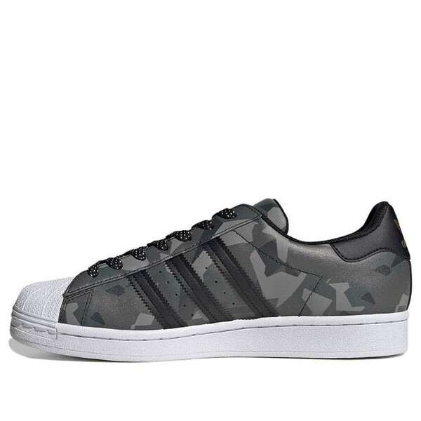 

Кроссовки суперзвезда Adidas, черный