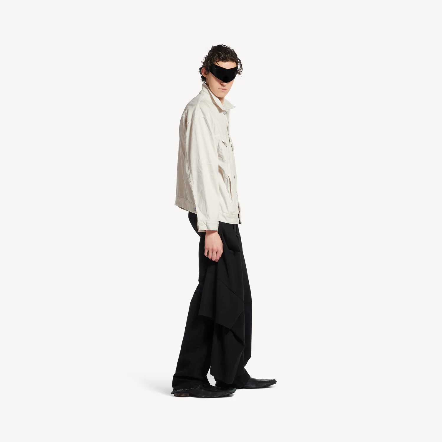 BALENCIAGA Джинсовая куртка стандартного кроя белого цвета — фото 4