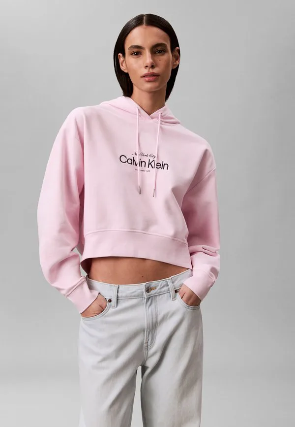 

Худи с укороченным логотипом Calvin Klein Jeans, Cradle Pink, Розовый, Худи с укороченным логотипом Calvin Klein Jeans, Cradle Pink