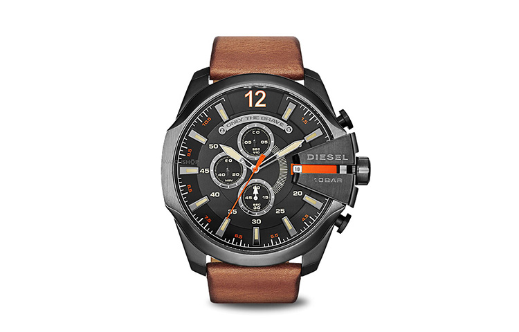 

DIESEL Наручные часы кварцевый механизм кожаный ремешок 51 мм черный циферблат unisex