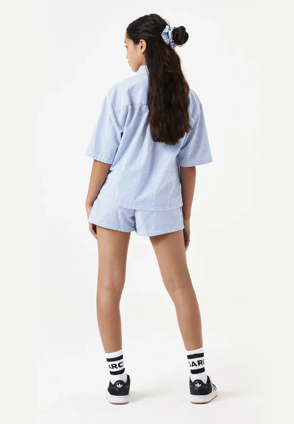 Блуза Garcia, модель Button down, цвет шамбре синий — фото 3