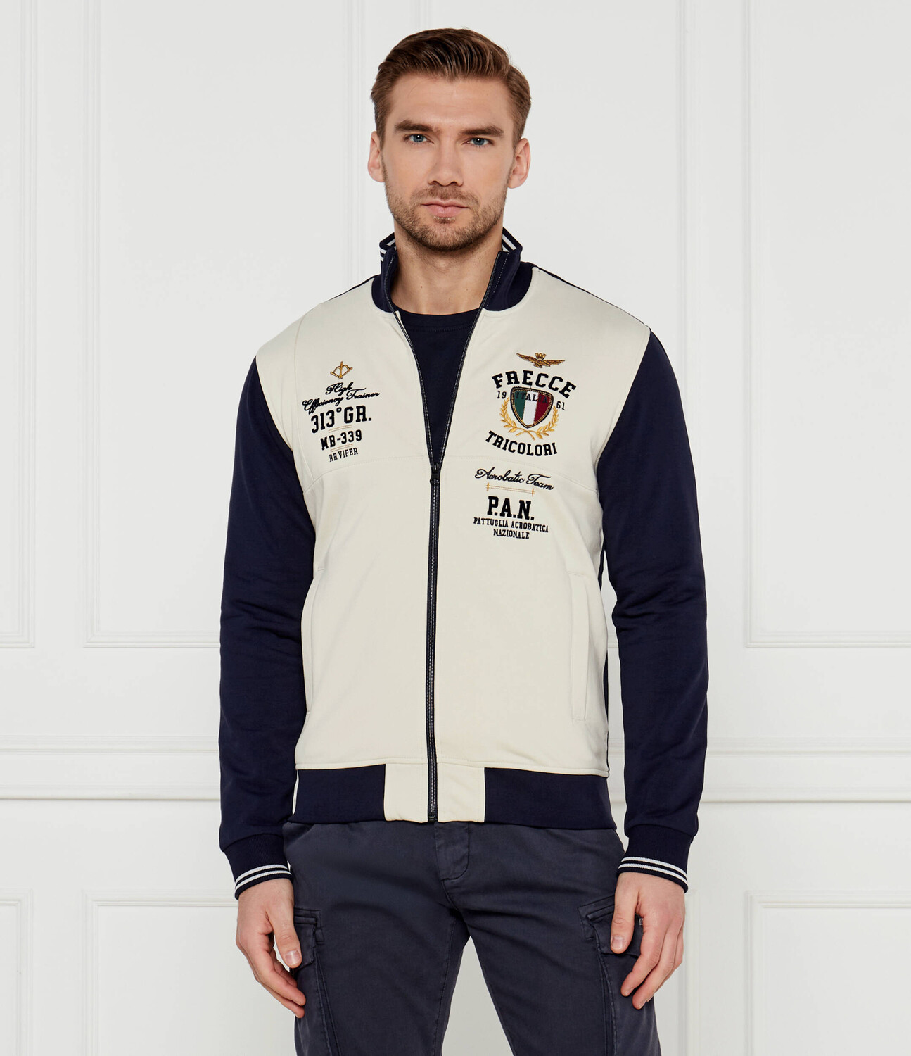 

Толстовка Aeronautica Militare Regular Fit, экрю