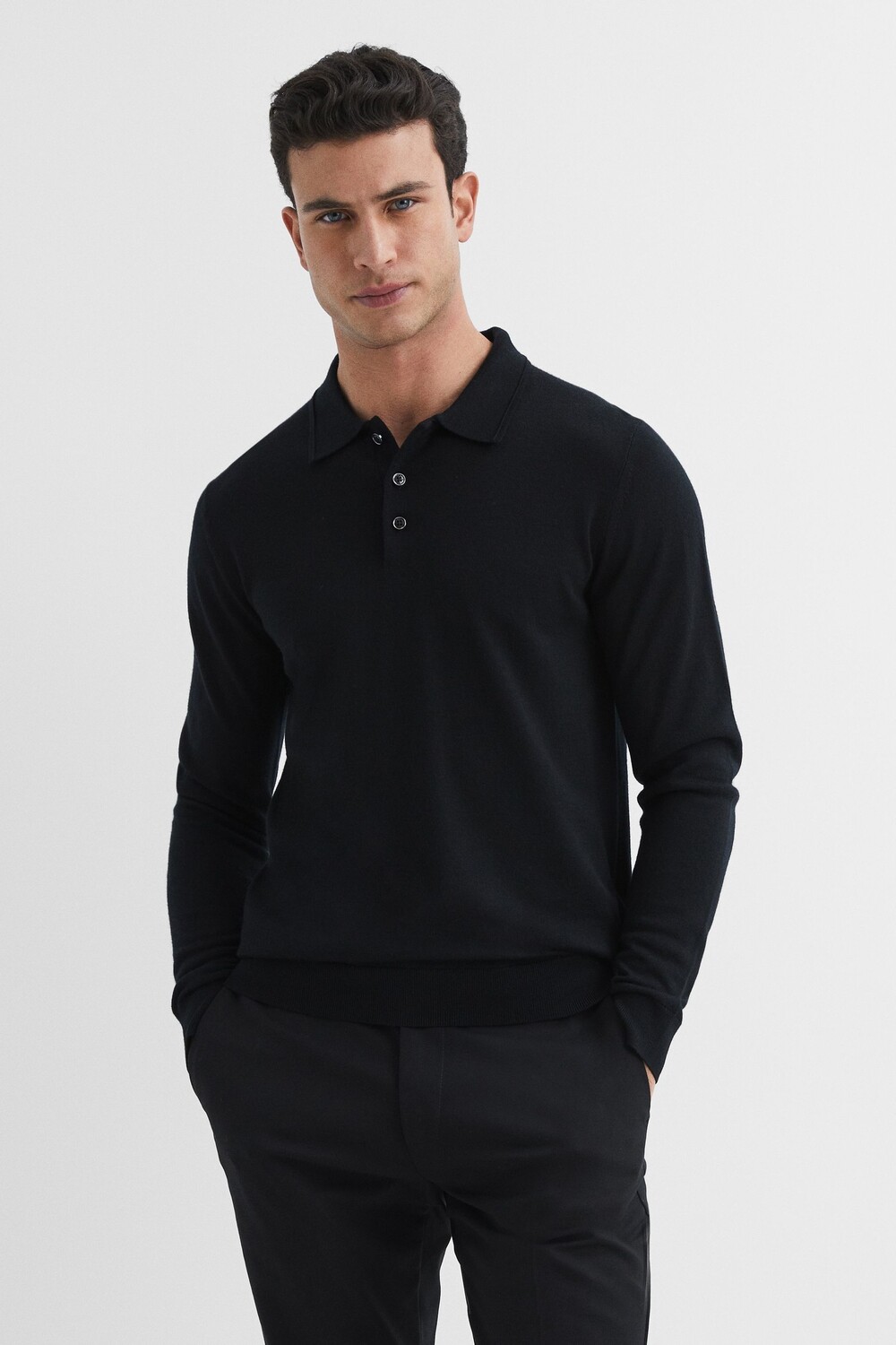 

Рубашка-поло Trafford из шерсти мериноса Reiss, черный