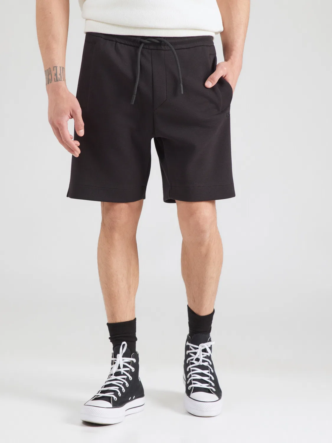 Шорты Boss Regular Pants JT_Union HeAdlo черного цвета — фото 3