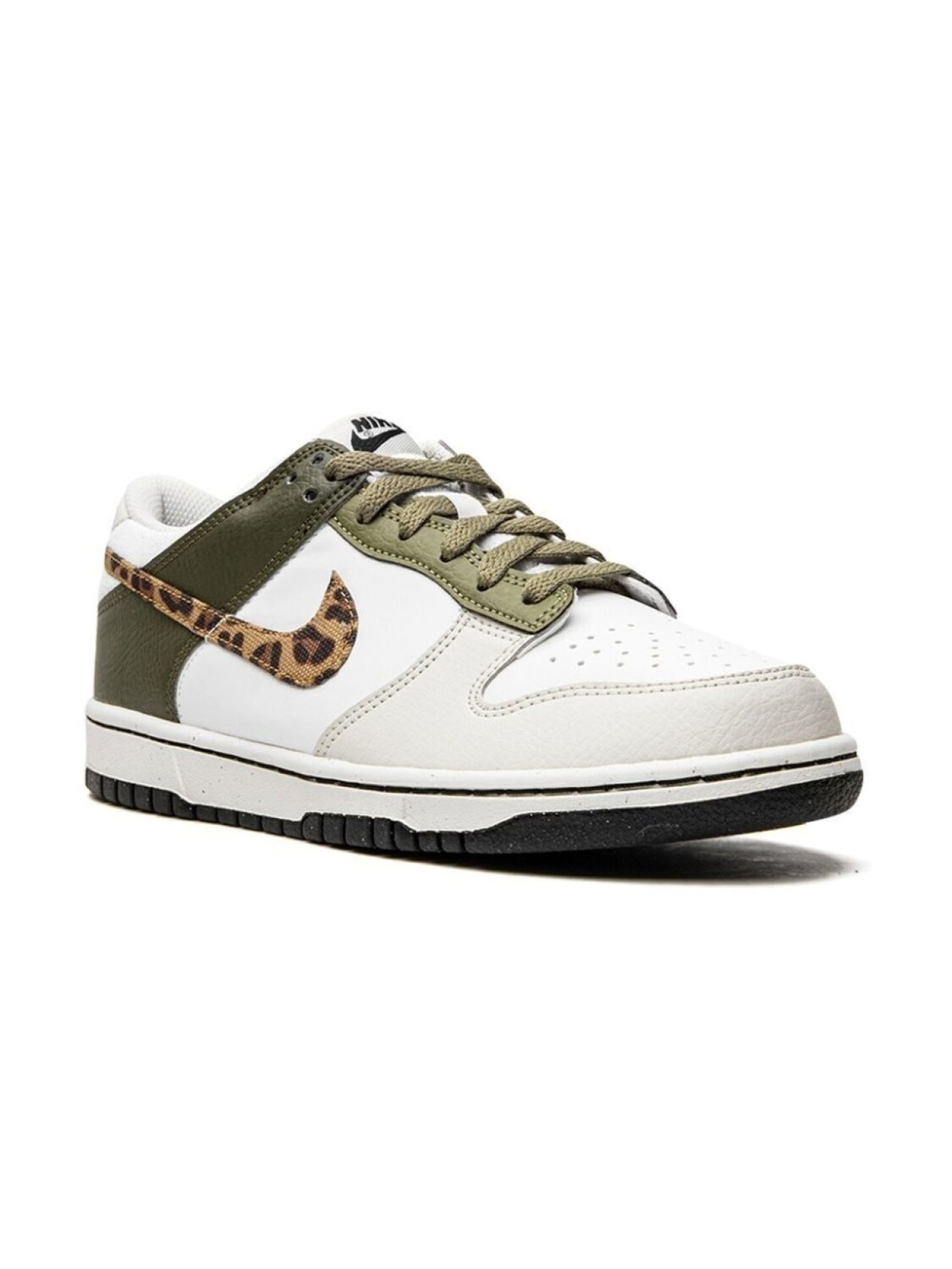 

Nike Kids кроссовки Dunk Low Animal Instinct, белый