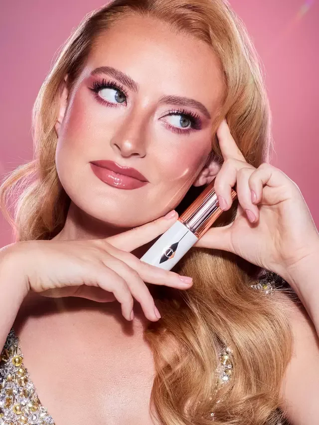 Тональный крем-стик Unreal Skin Charlotte Tilbury, 2 Fair — фото 2