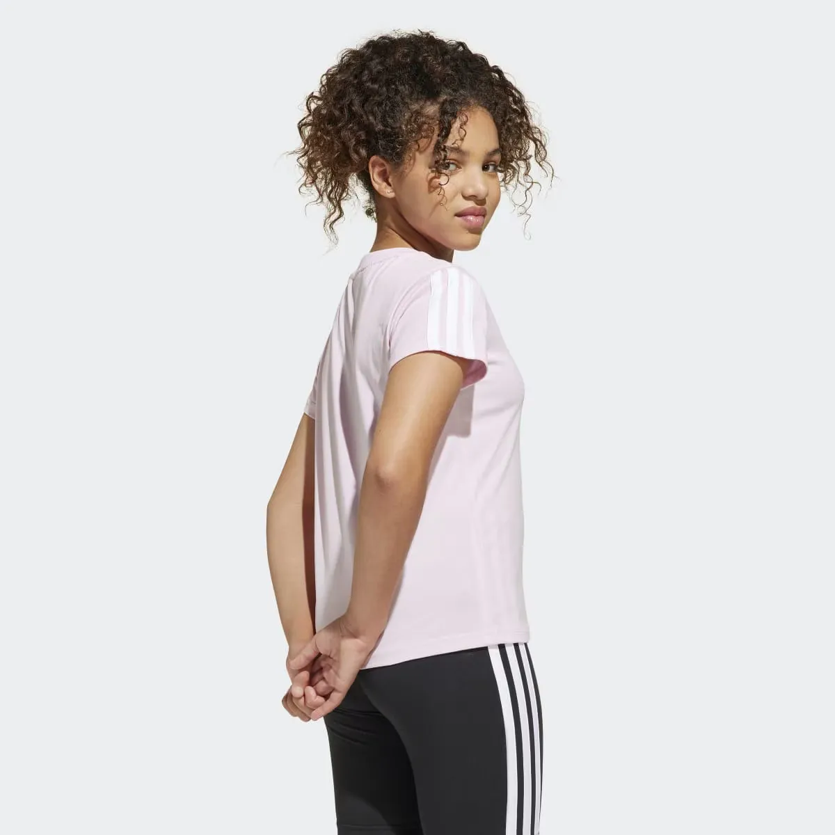 Детская футболка Adidas Essentials, цвет Rosa — фото 2