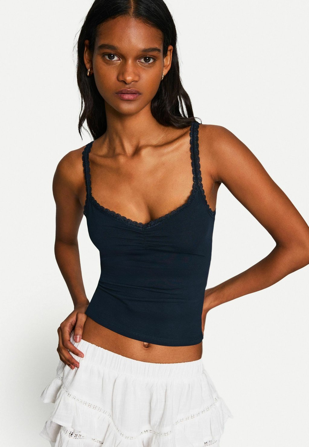 

Топ Bershka, цвет Royal Blue