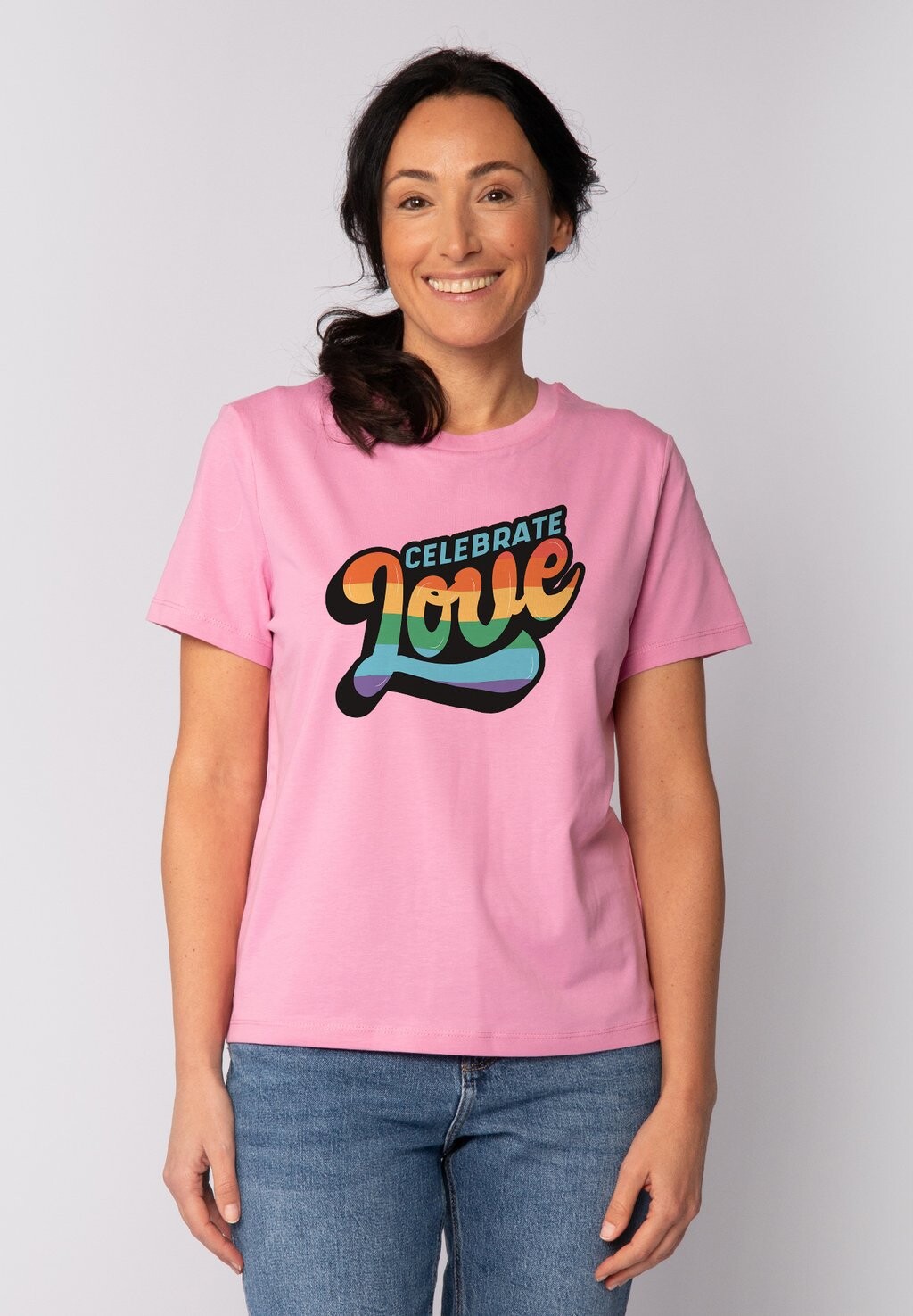 

Футболка с принтом CELEBRATE LOVE watapparel, светло-розовый