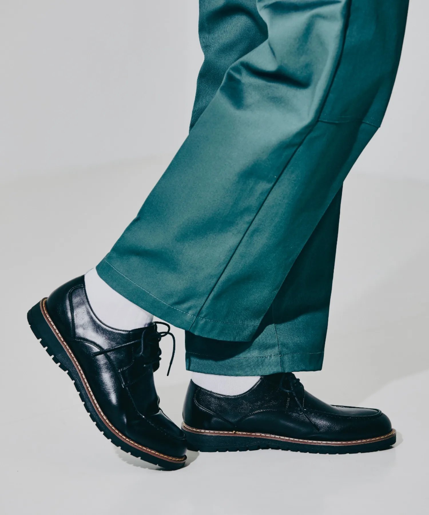 Унисекс туфли из синтетической кожи Tank Sole Plain Toe Oxford U-Tip черные MYSELF ABAHOUSE — фото 4