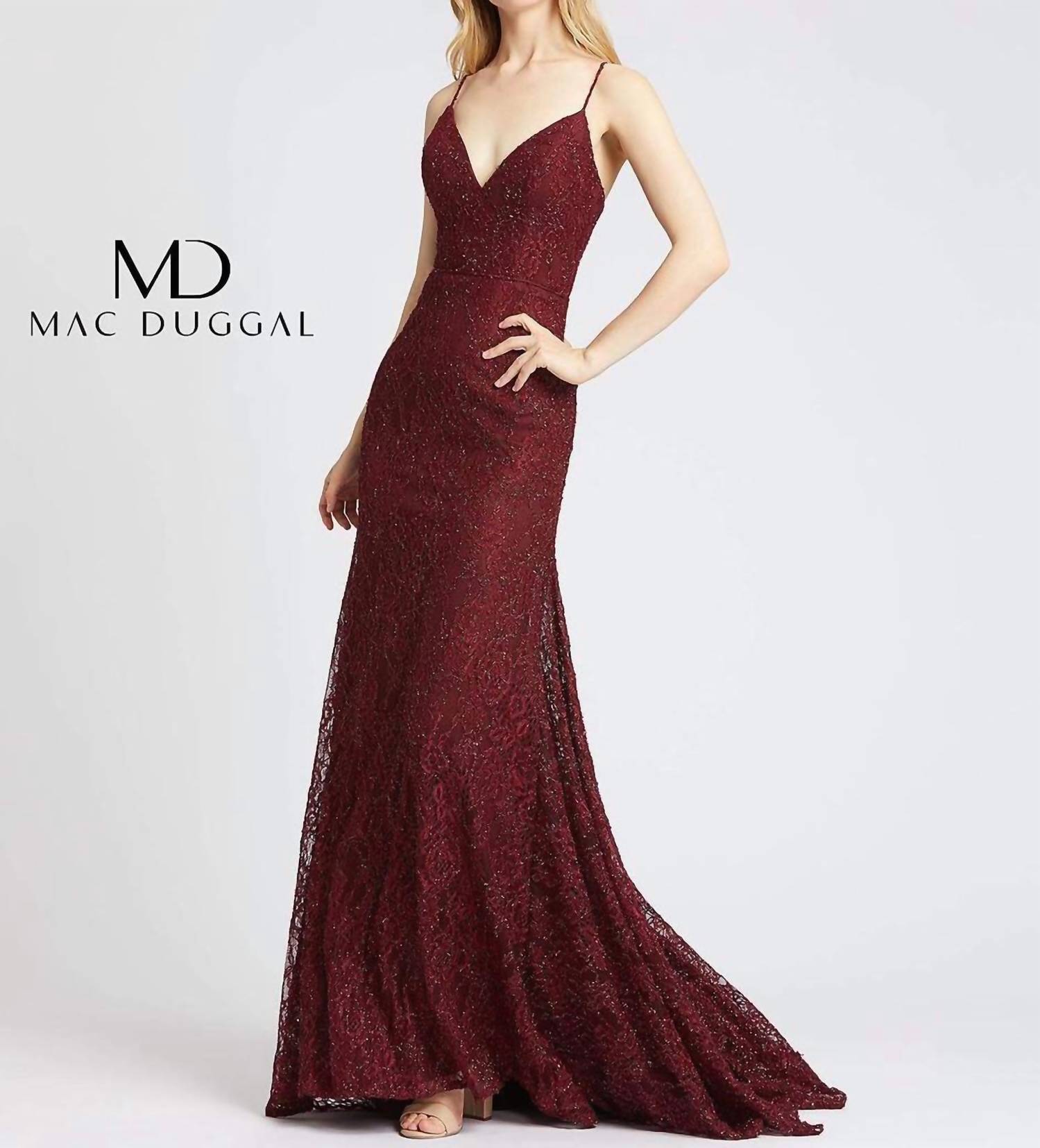 

77771L In Burgundy Mac Duggal, Burgundy