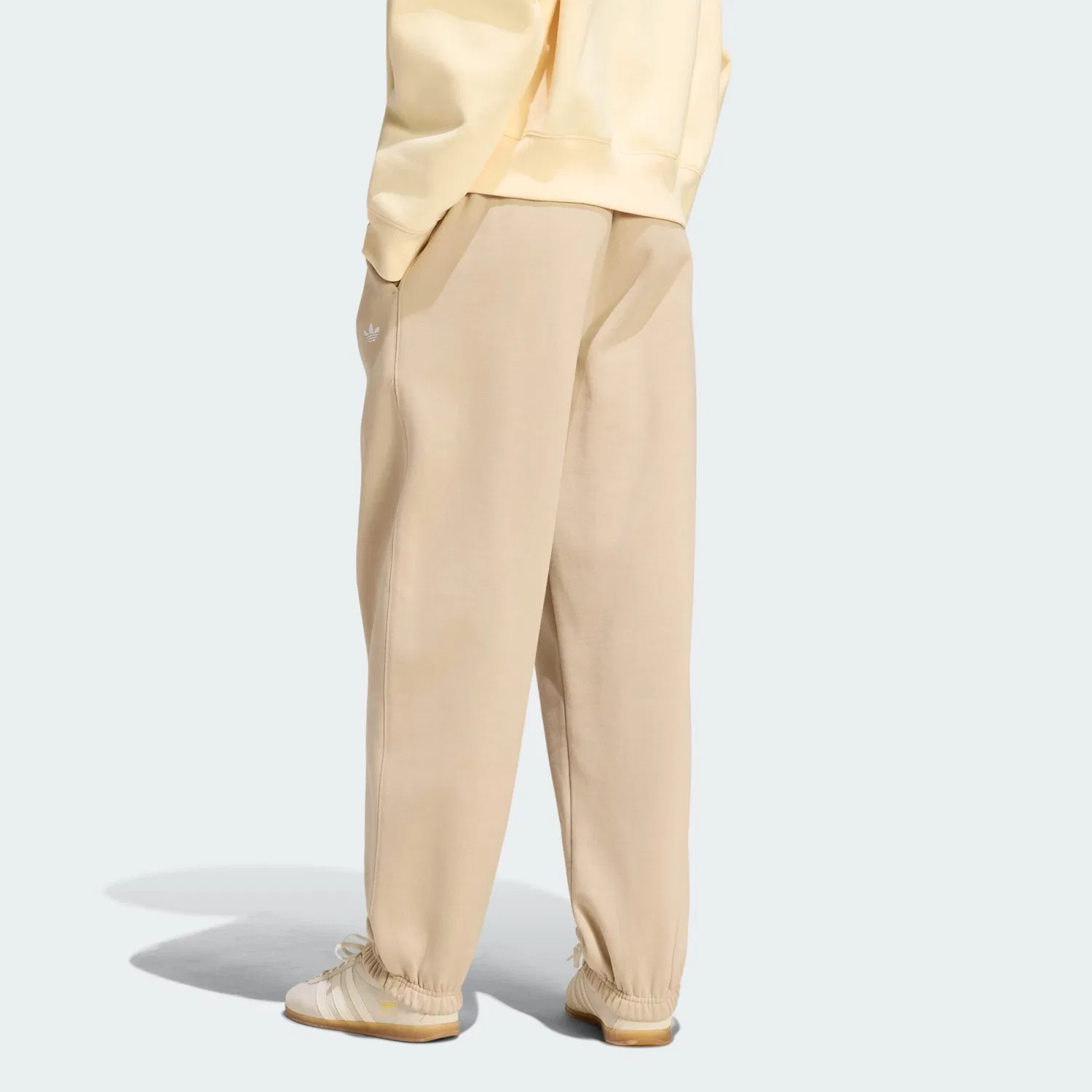 Зауженные брюки Adidas Originals Essentials цвета хаки — фото 3