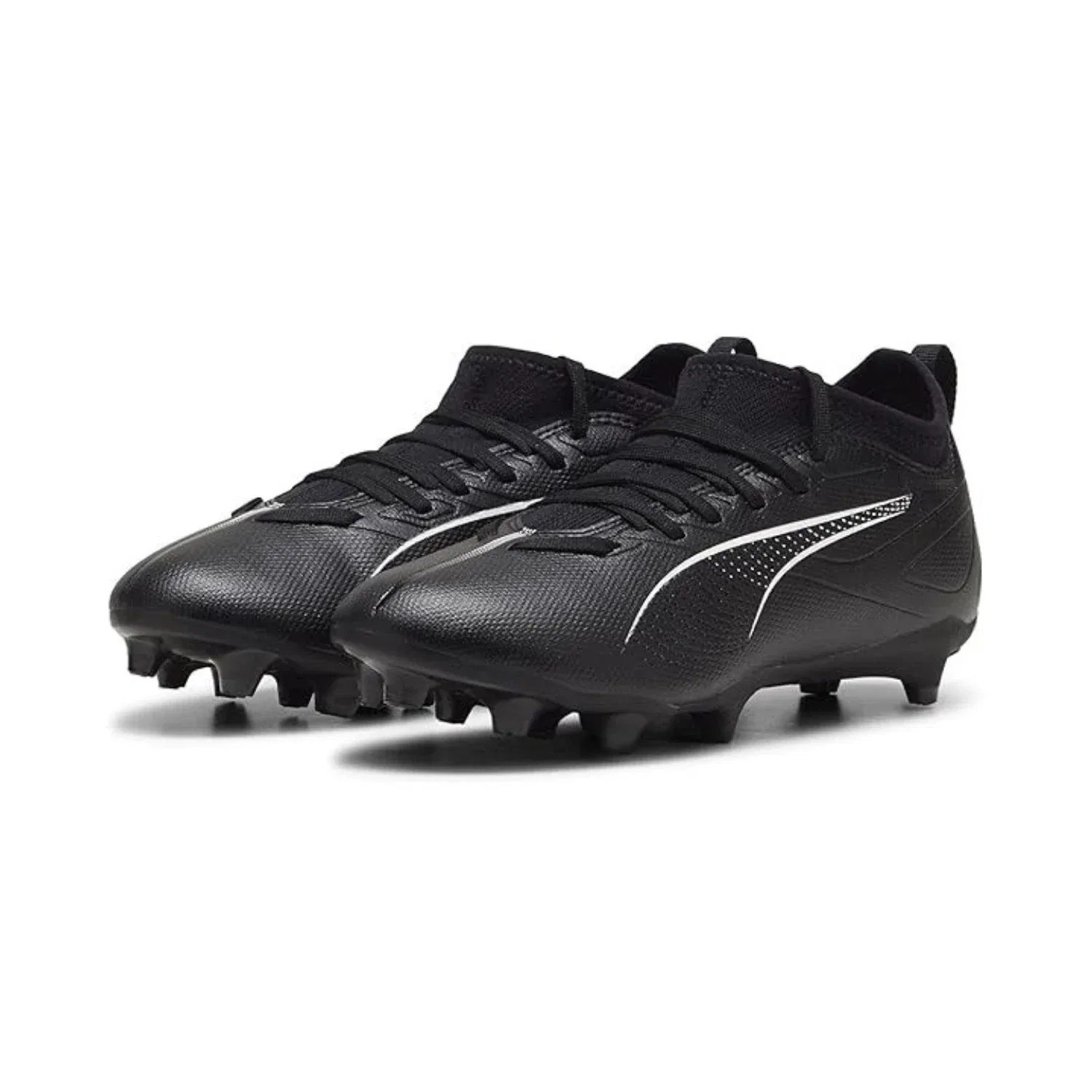 Футбольные бутсы Puma UltraMatch 108096-02 черно-белые FG/AG HTAT847