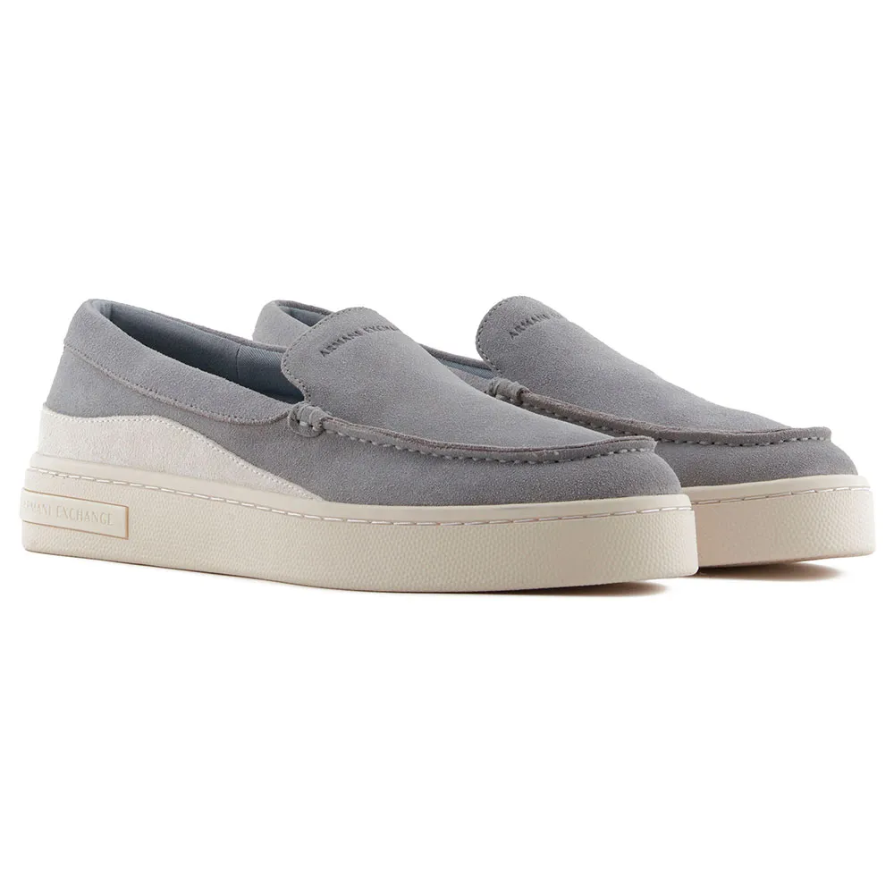 

Кроссовки Armani Exchange XUY011_XV868, серый