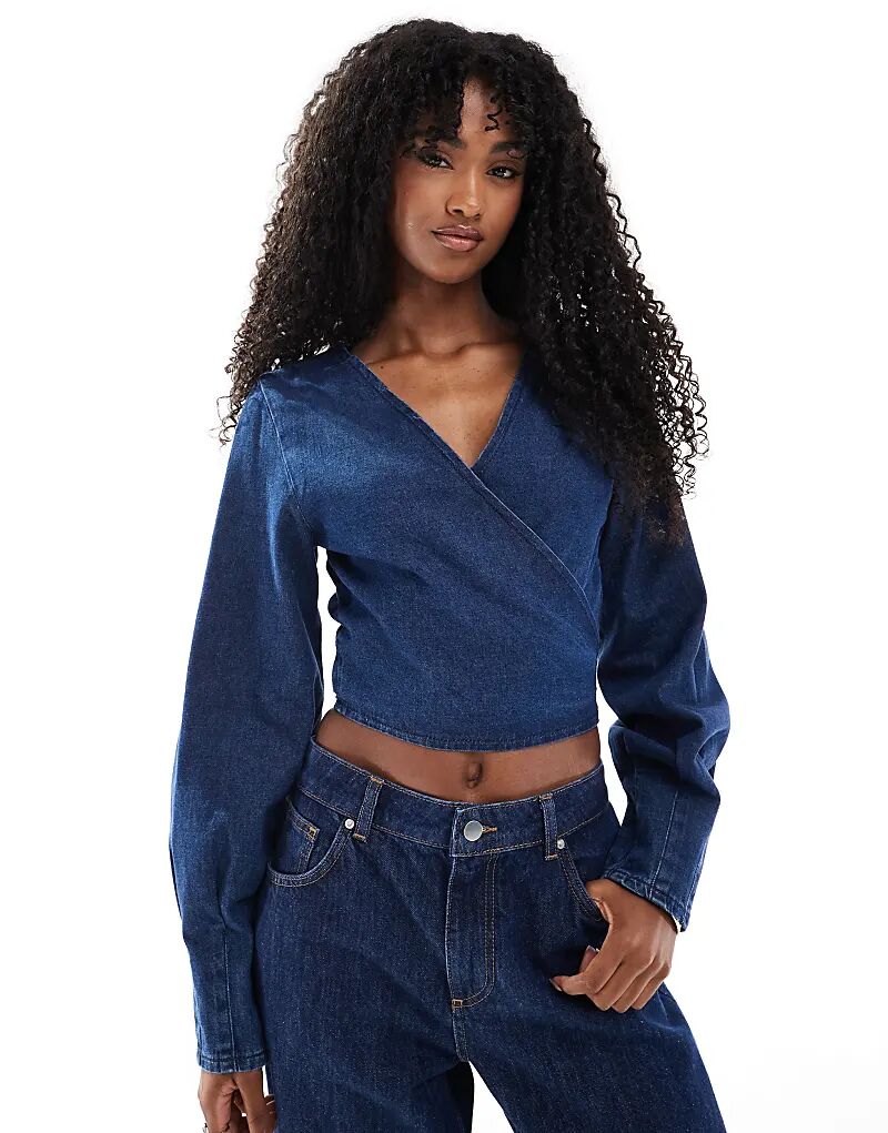 

Джинсовый топ ASOS DESIGN с длинными рукавами и запахом, с плиссированными манжетами, цвет: стиральный