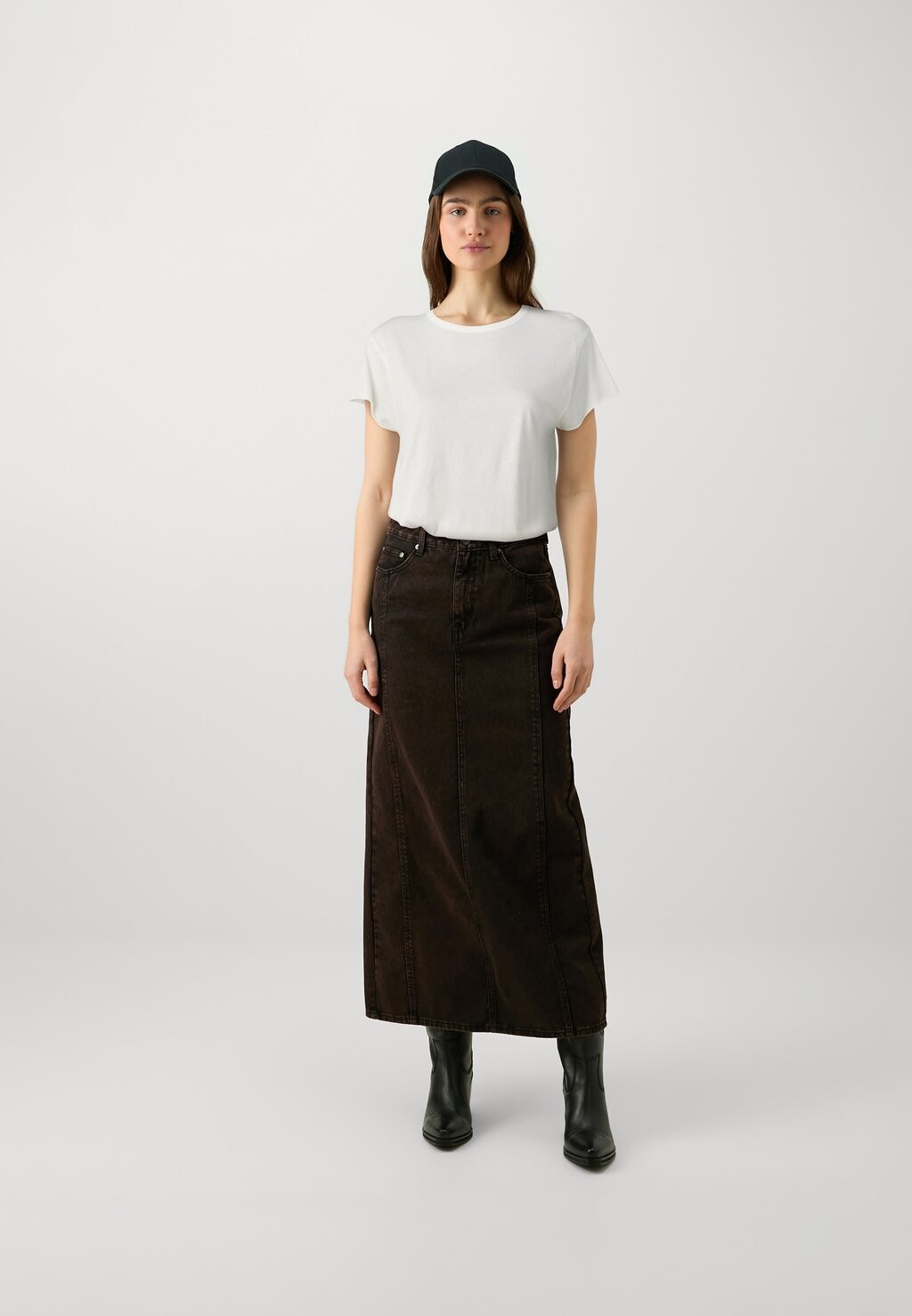 

Базовая футболка RYDLLY American Vintage, белый