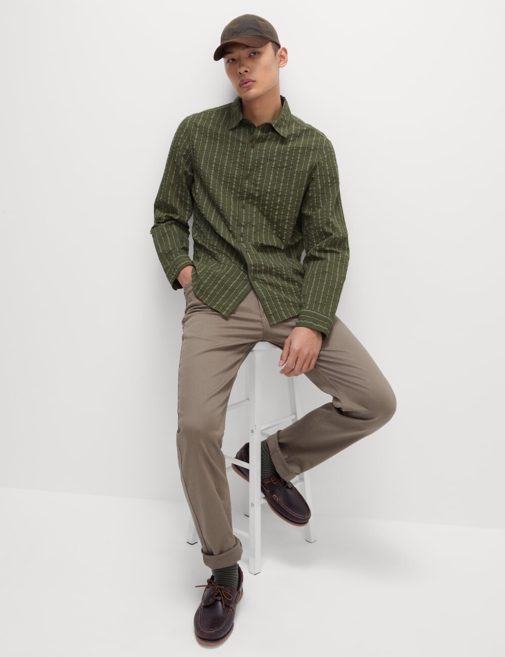 

Рубашка из чистого хлопка в полоску из сирсакера Marks & Spencer, цвет Khaki mix