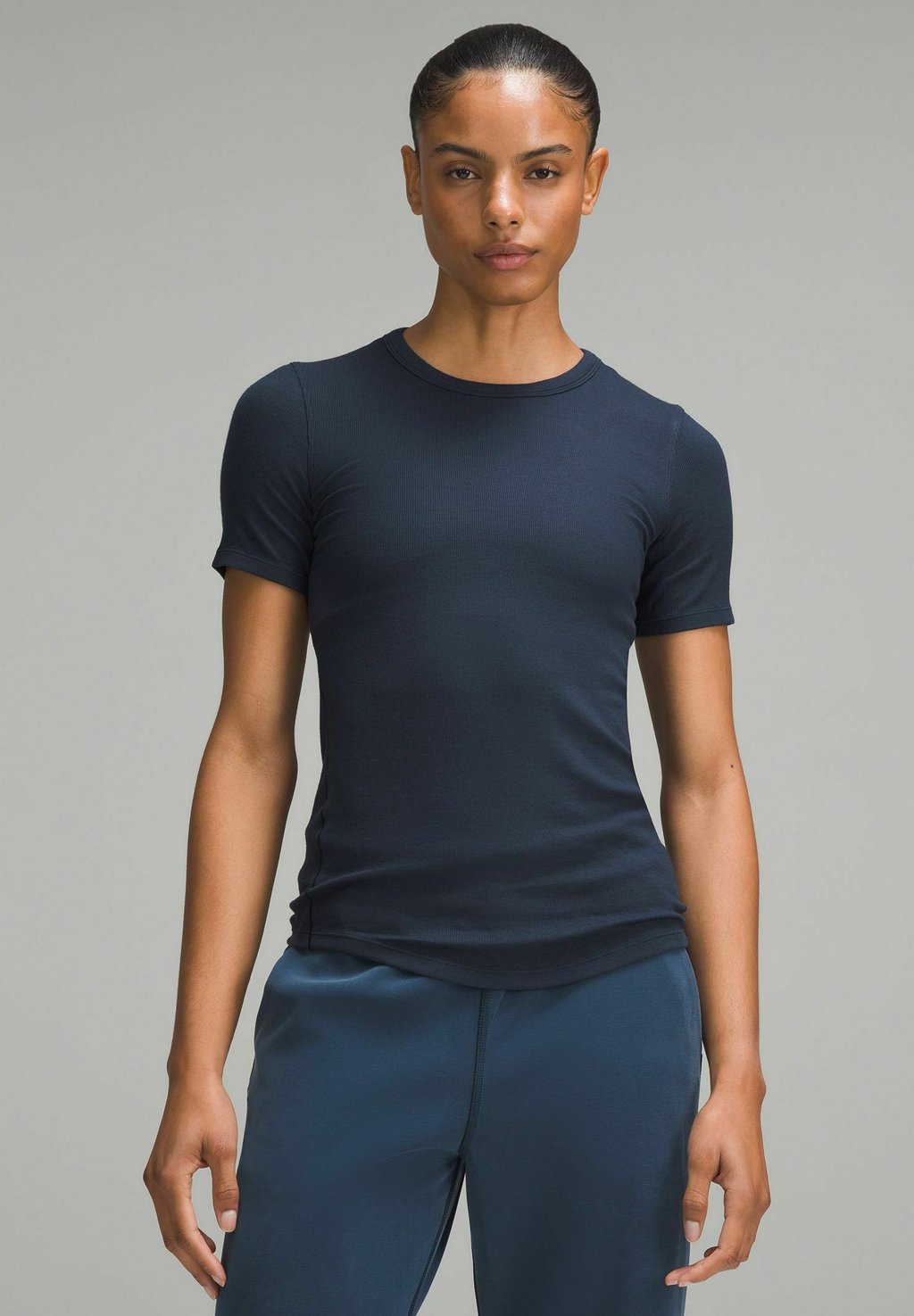 

Базовая футболка HOLD TIGHT SHORT SLEEVE lululemon, темно-синий