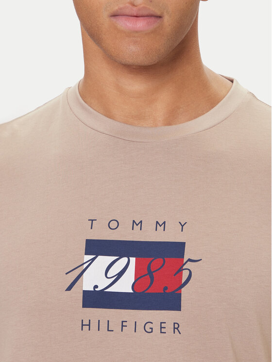 Футболка regular fit Linear Flag MW0MW41338 Tommy Hilfiger, бежевый — фото 4