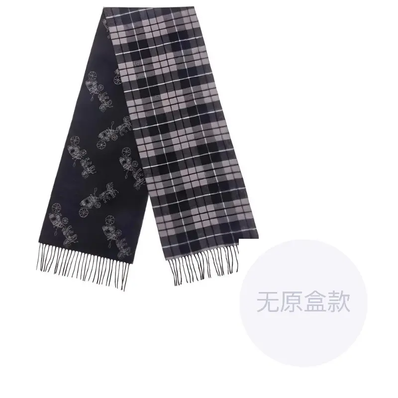 

Вязаный шарф для женщин COACH