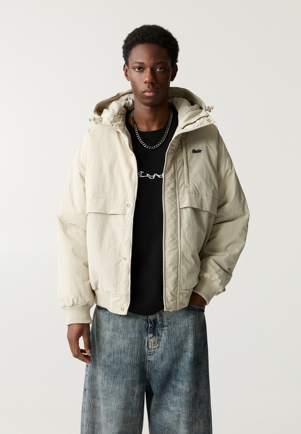 

Демисезонная куртка PULL&BEAR, бежевый