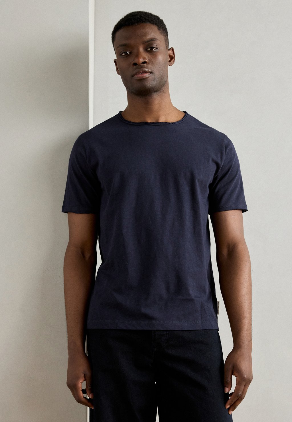 

Базовая футболка RAW CUT RELAXED FIT Marc O'Polo DENIM, темно-синий