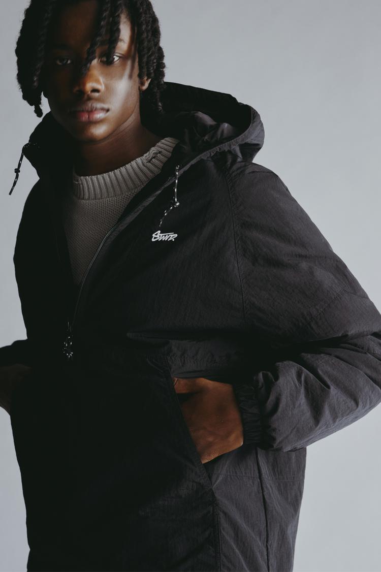 

Куртка со складным карманом Pull And Bear, черный