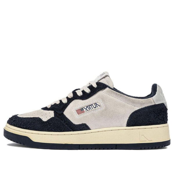 

Кроссовки two tone medalist low goatskin 'black white' Autry, белый