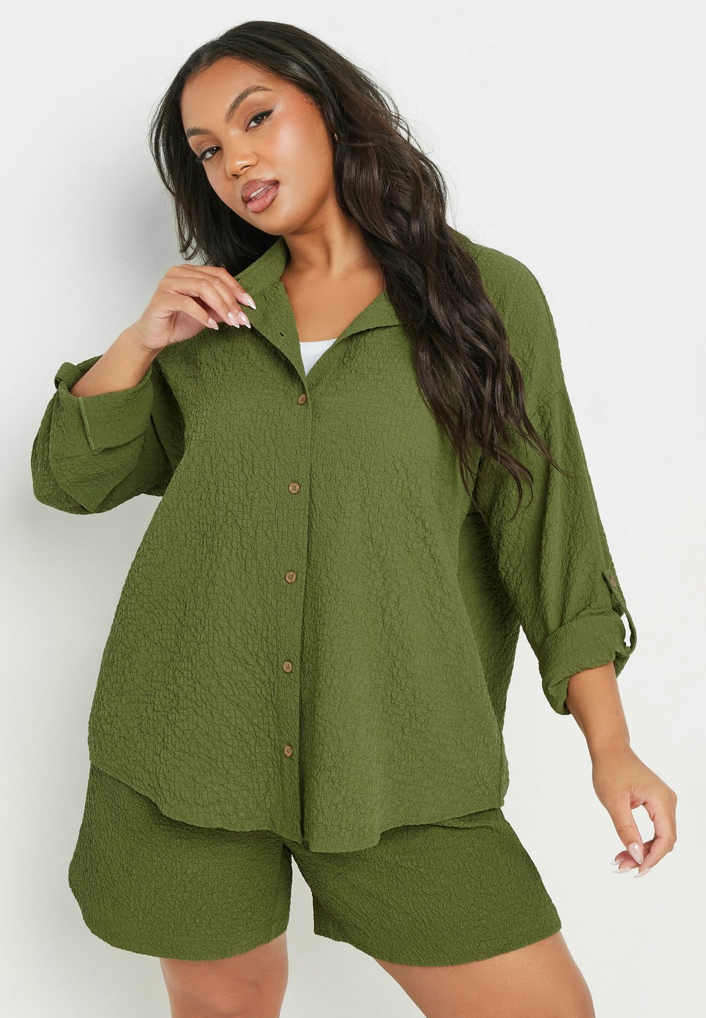 

Блузка на пуговицах TEXTURED LONG SLEEVE Yours Clothing, зеленый