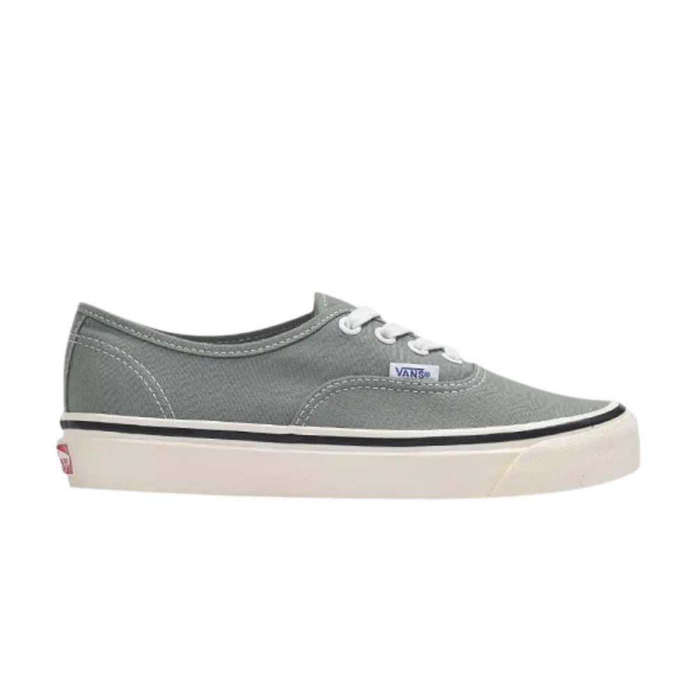 

Кроссовки Authentic 44 DX Vans, серый