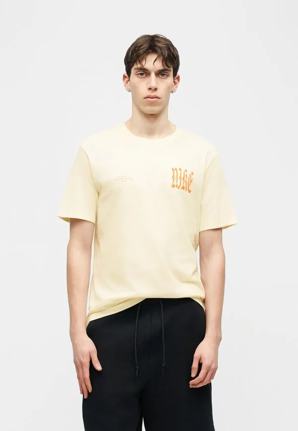 Футболка с принтом "we float" Nike Sportswear, Coconut Milk — фото 4