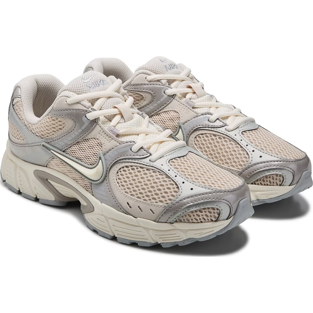 

Кроссовки Nike V5 rnr, серый/бежевый/темно-бежевый