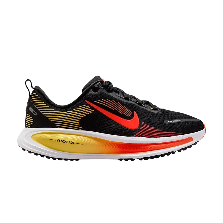 Кроссовки Nike Vomero 18 GS 'Black Light Crimson'