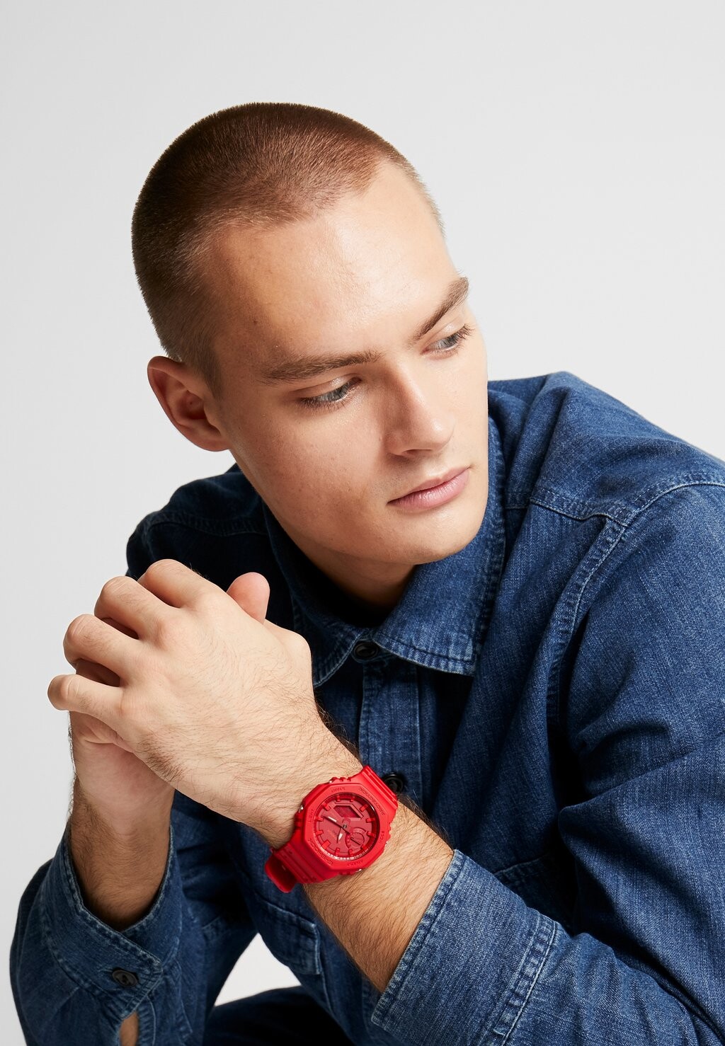 

Часы G-SHOCK, красный