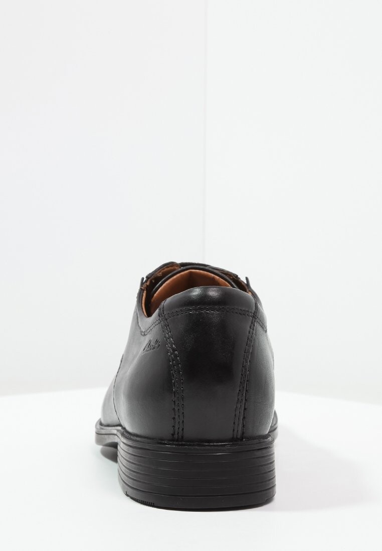 На шнуровке Tilden Plain Clarks, черный — фото 4