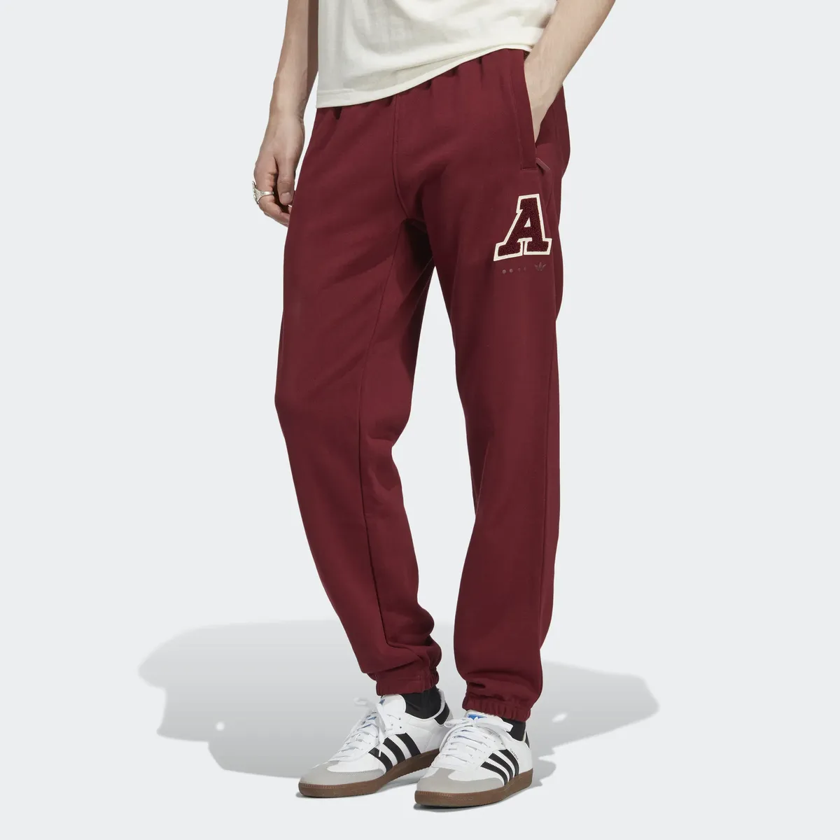 

Спортивные брюки Adidas Originals "ADIDAS RIFTA METRO AAC" (1 шт.), красный