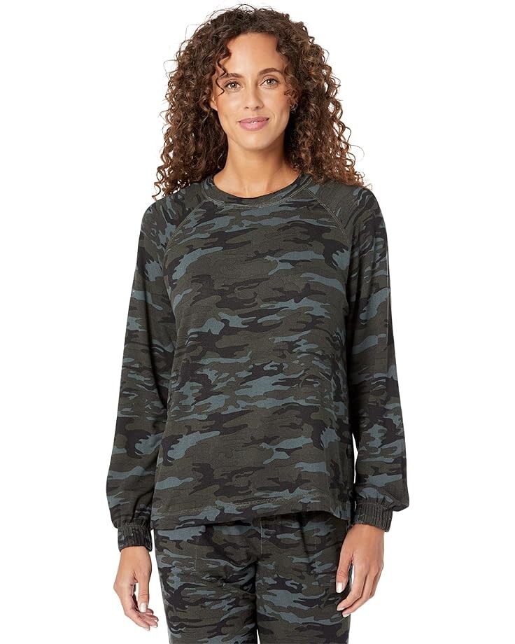 

Пижамный комплект Sanctuary Long Sleeve Popover and Joggers PJ Set, цвет Camo