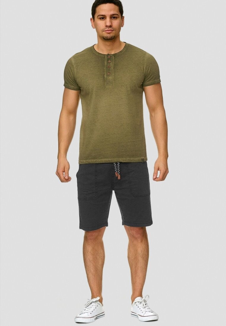 

Шорты INDICODE JEANS, черные