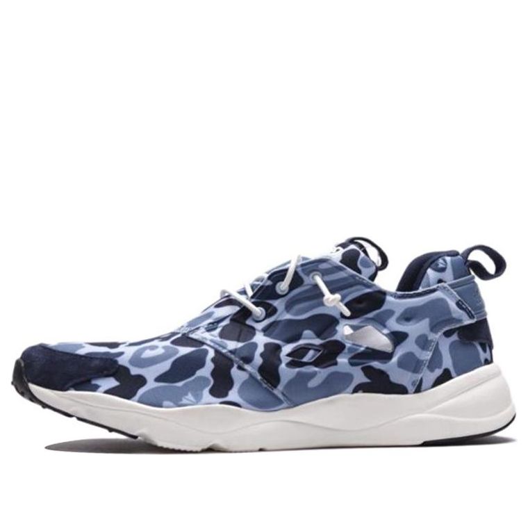 

Беговые кроссовки Reebok Furylite Camo, синий