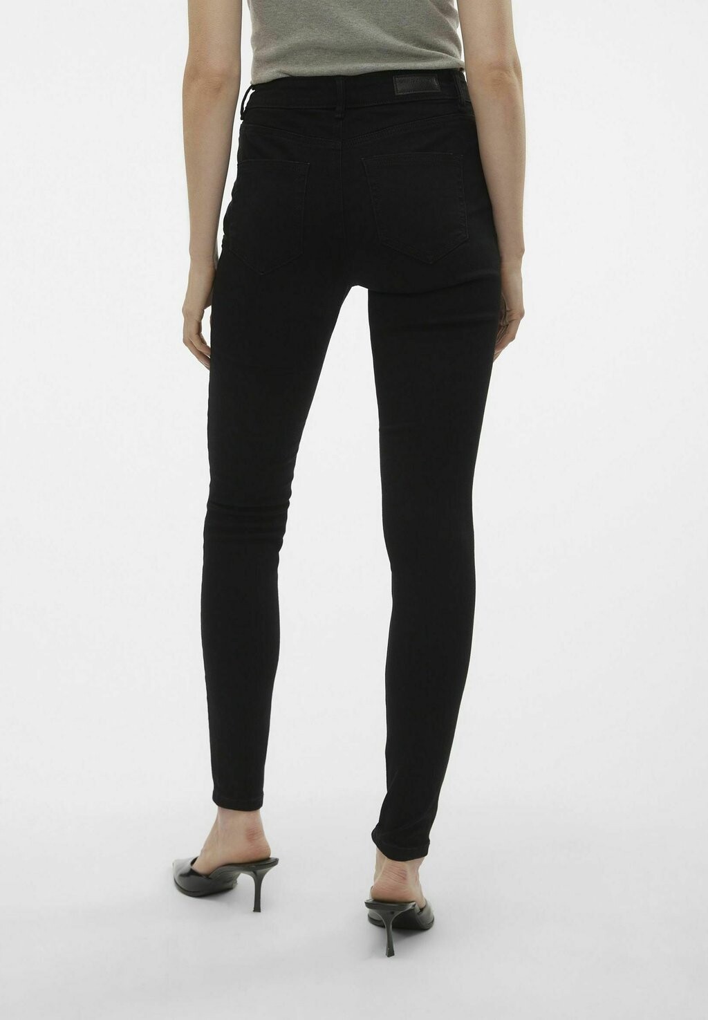 

Джинсы скинни Flash Vero Moda, черный деним