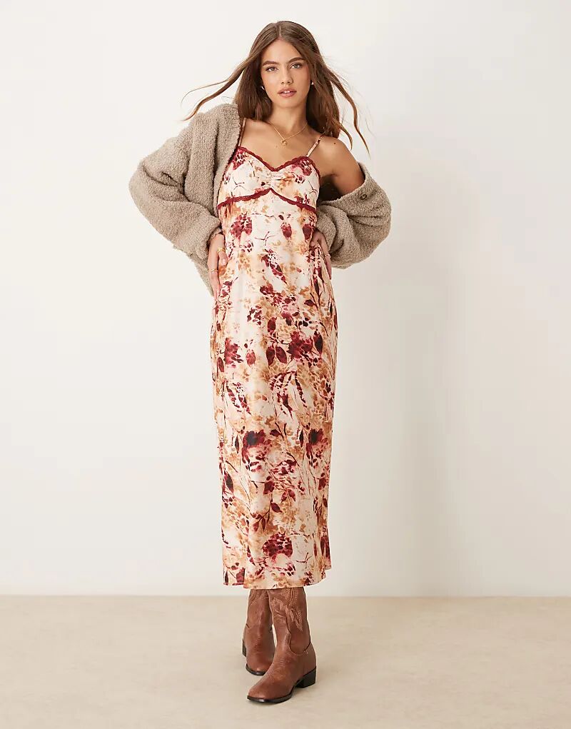

Платье-комбинация макси с анималистичным принтом Miss Selfridge