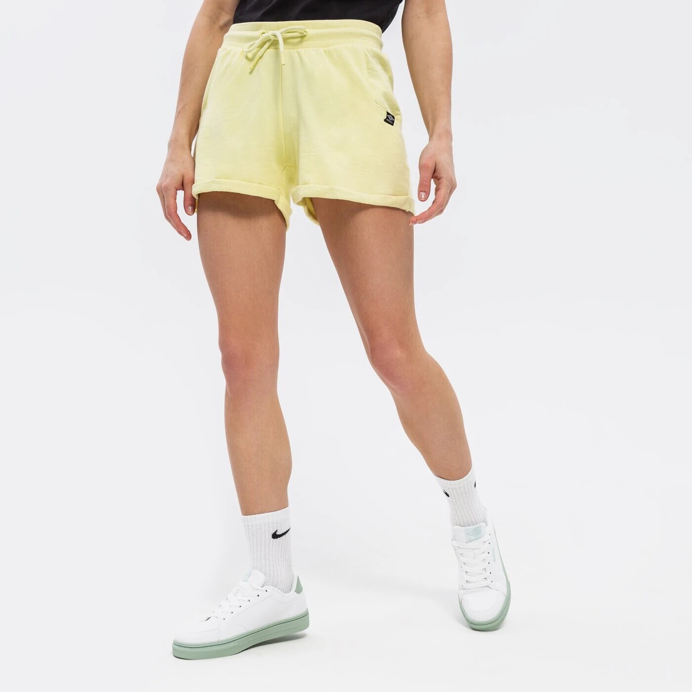 

Шорты Umbro Lima, желтый