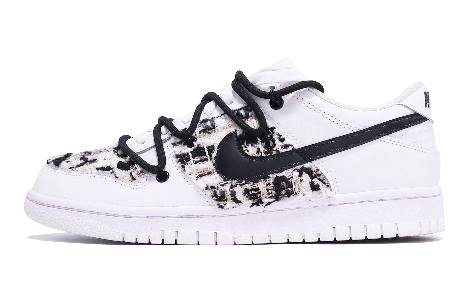 

Кроссовки Nike Dunk Skateboard Shoes Women's Low-Top Black White Gold
