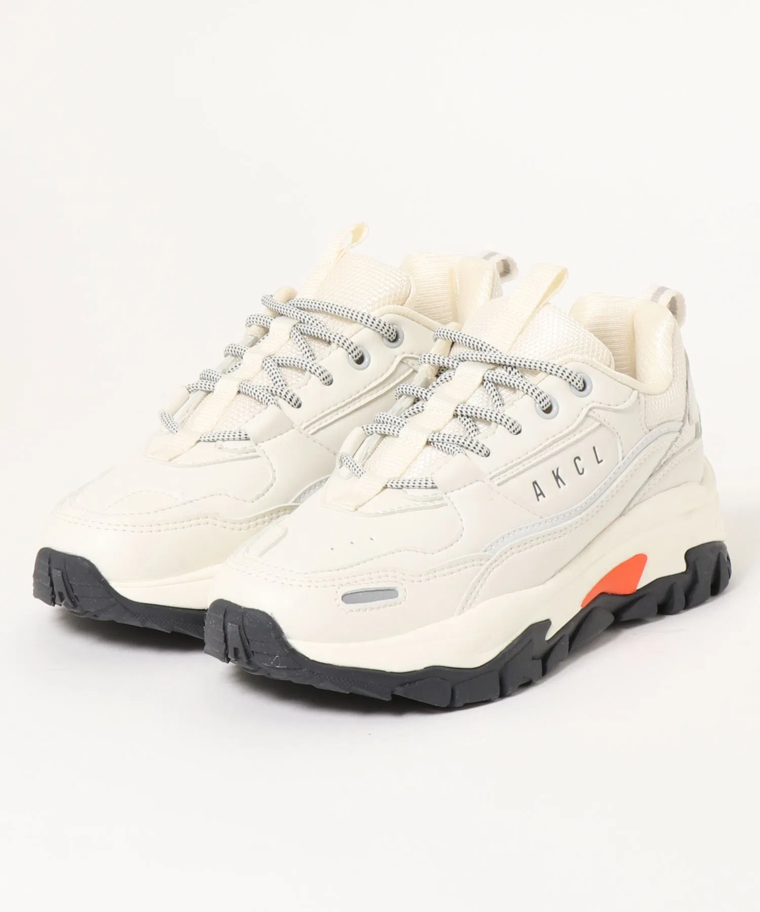 Унисекс кроссовки AKIII CLASSIC URBAN TRACKER бежевые
